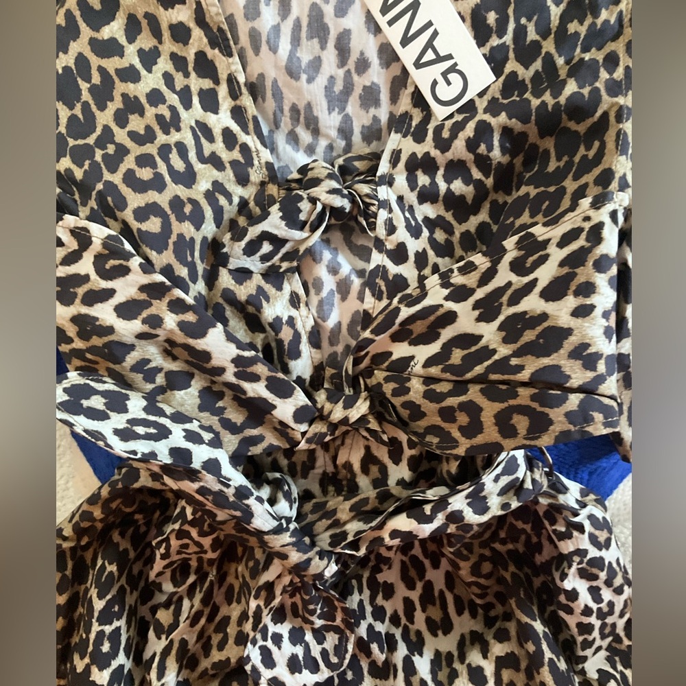 Ganni. NWT. Leopard Tie Front Dress. Spring Summer 2025. Size 42/ LG - Picture 9 of 12